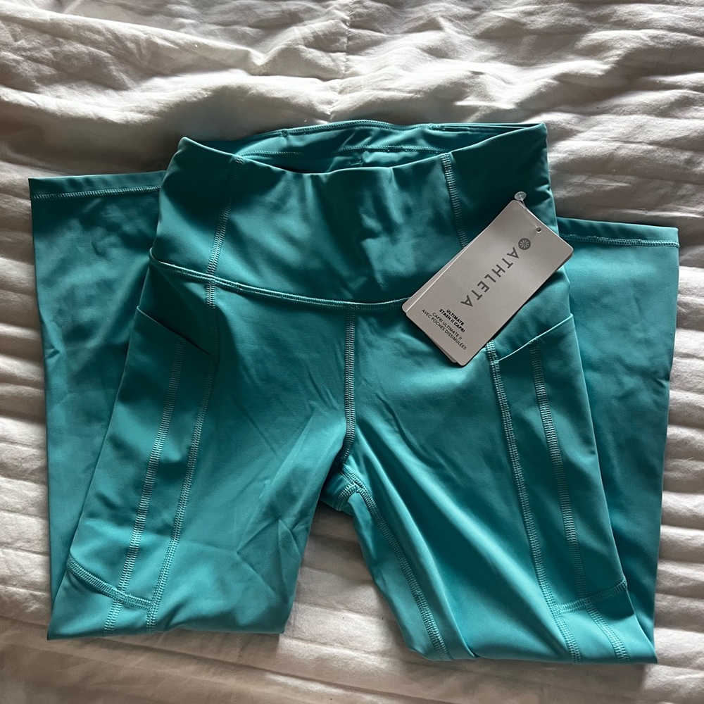 Athleta cropped Stash ll cropped leggings